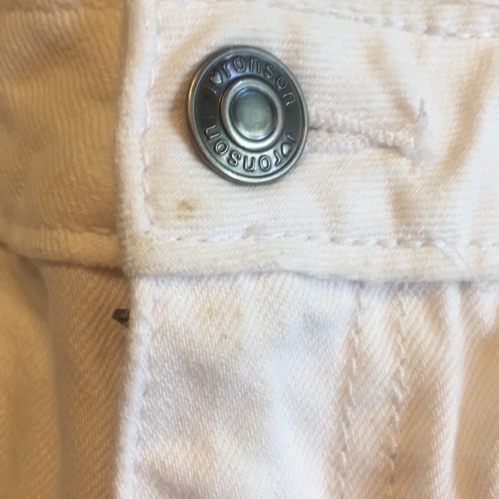 I ♥️ Ronson white shorts - Picture 3 of 10